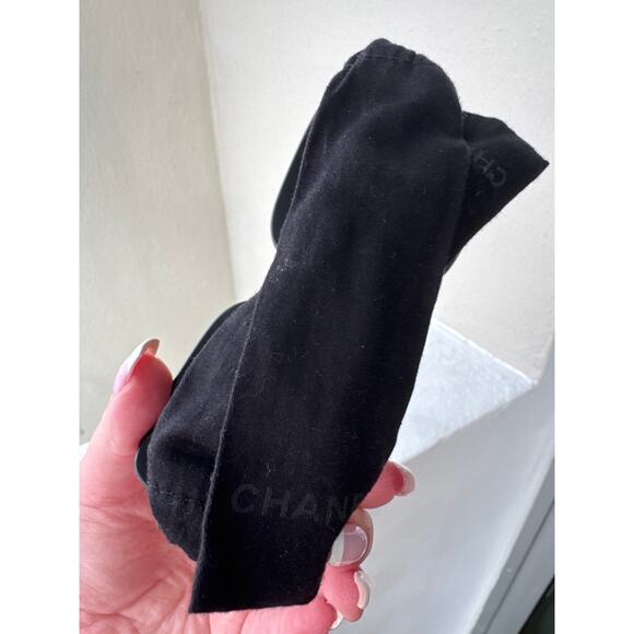 Chanel 5479 501/S4 Sunglasses Polished Black/Gray Lens w/ Gold Heart CC Logo - Picture 10 of 15